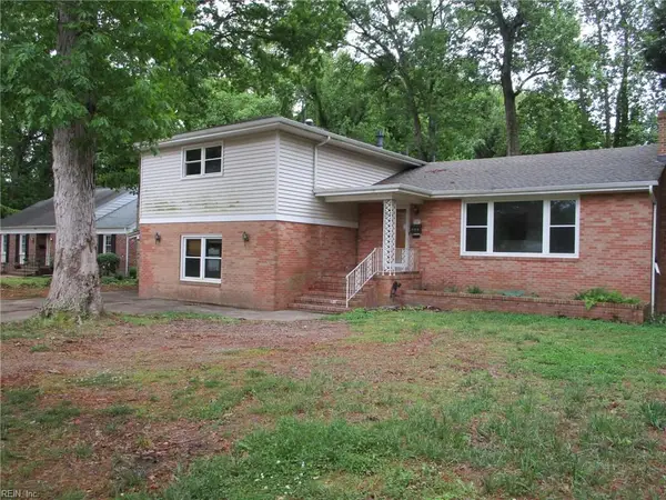 537 Hallmark Drive, Newport News, VA 23606