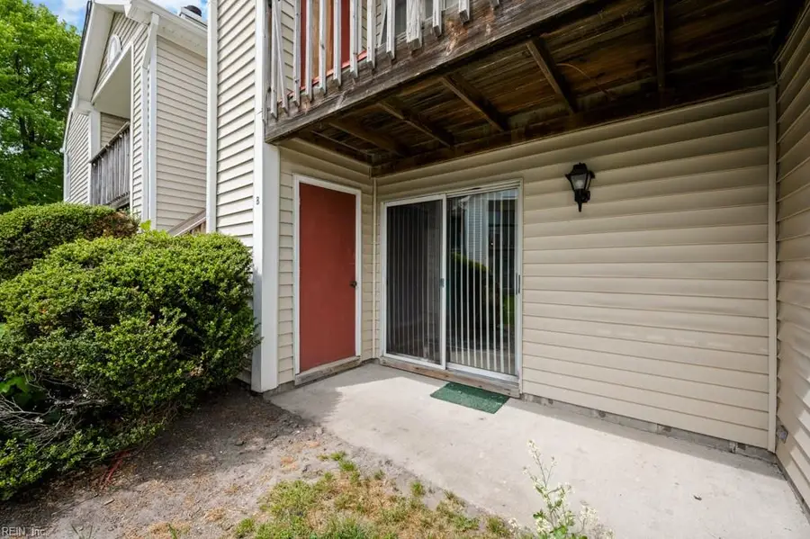 1718 Rock Bridge Mews #B, Chesapeake, VA 23320 - #2