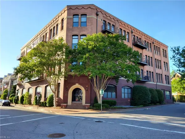 230 W Tazewell Street #208, Norfolk, VA 23510