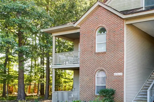 612 Mary Robert Lane #204, Newport News, VA 23608