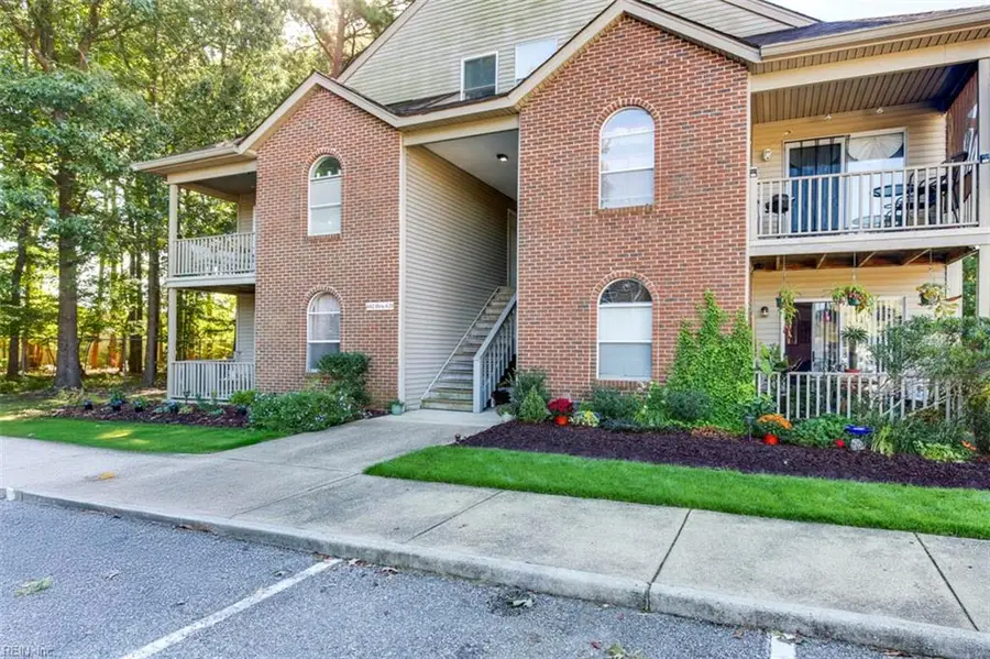 612 Mary Robert Lane #204, Newport News, VA 23608 - #2