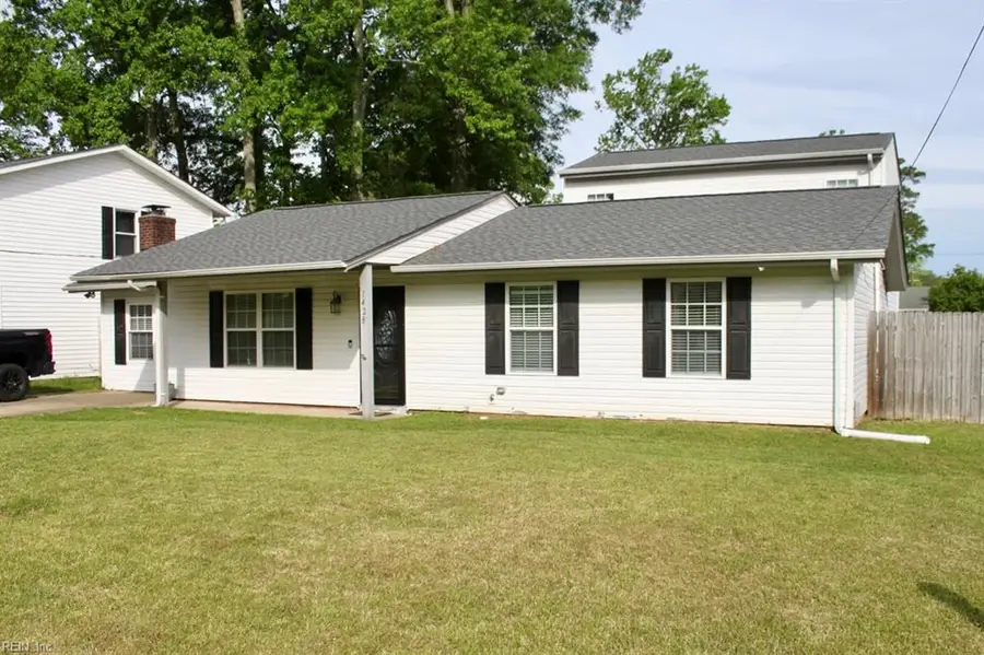 1428 Winslow Avenue, Chesapeake, VA 23323 - #2