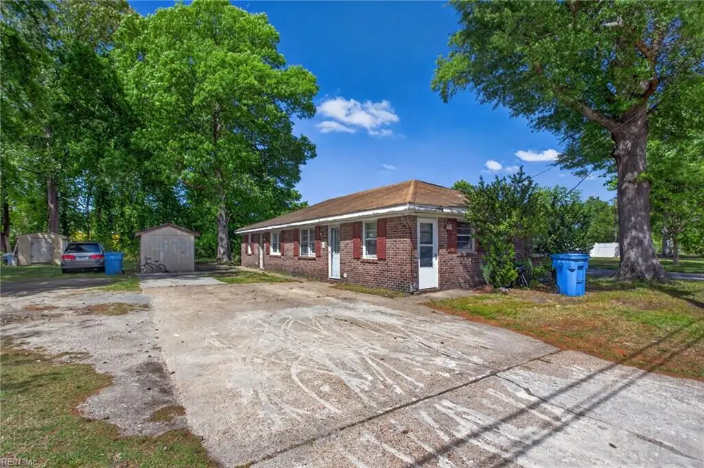 908 Poplar Avenue, Chesapeake, VA 23323 - #1