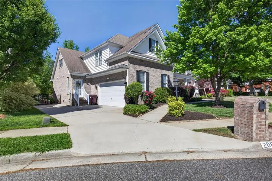 208 Pine Island Quay, Chesapeake, VA 23322 - #2