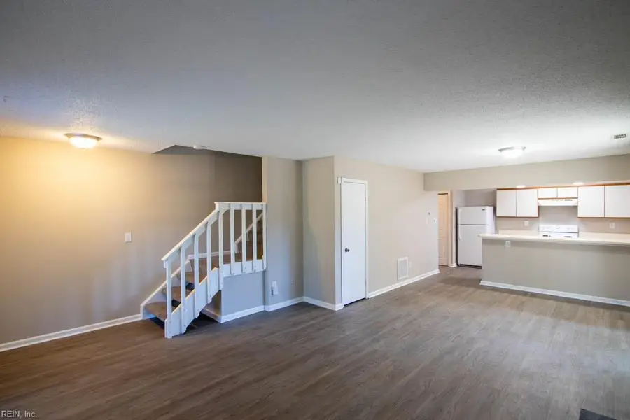 616 Ridge Circle #Cir, Chesapeake, VA 23320 - #3