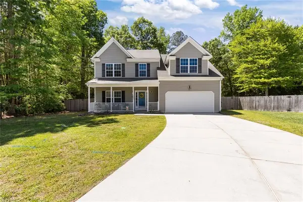 6823 Watch Harbour Circle, Hayes, VA 23072