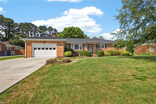 1256 Kingsway Drive, Chesapeake, VA 23320