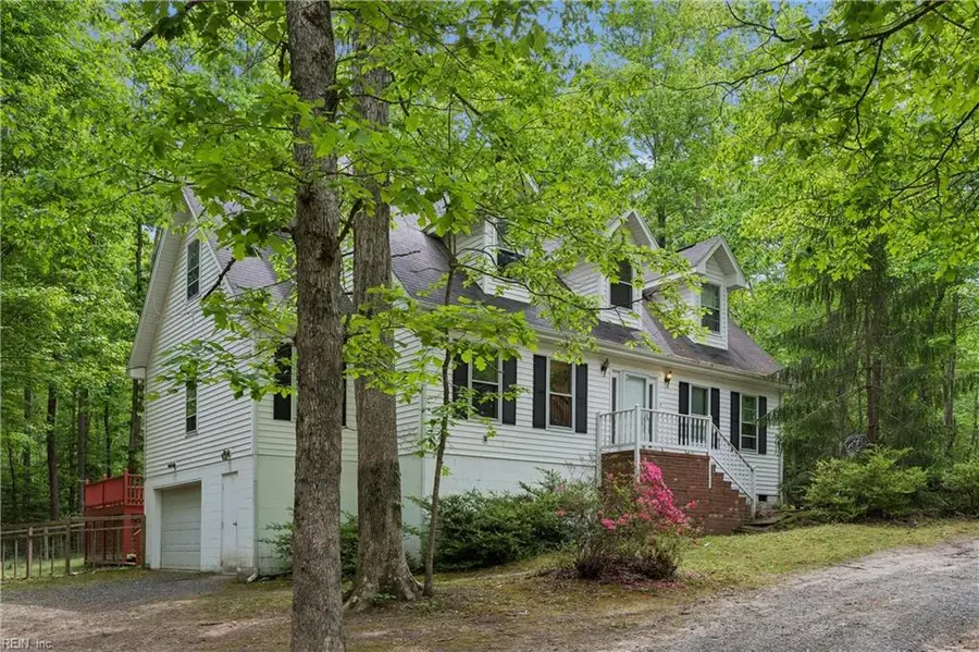 10161 Deer Trace Ln, Gloucester, VA 23061 - #2