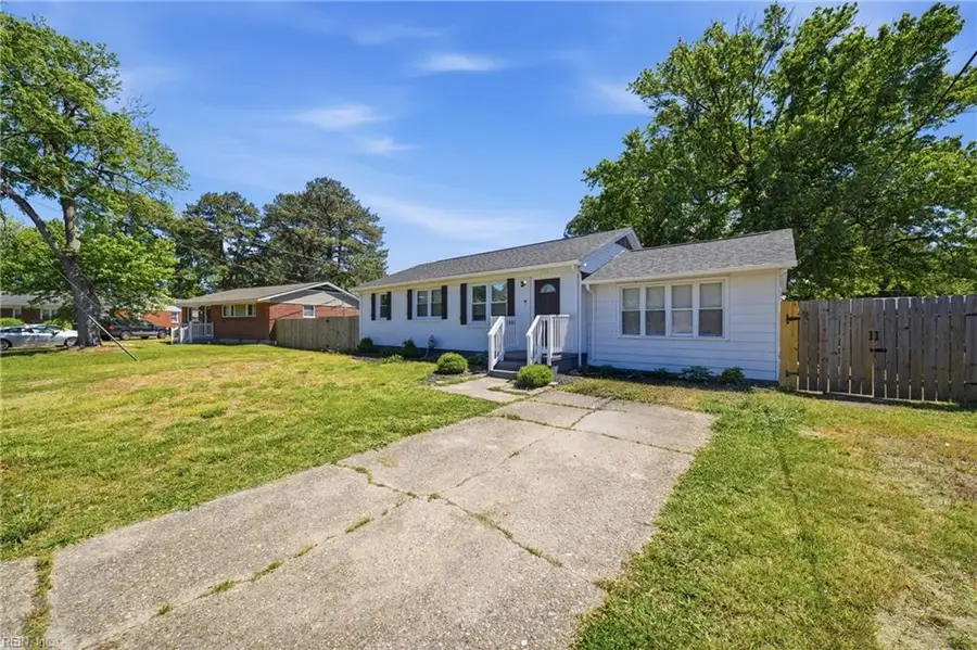 705 Warfield Drive, Portsmouth, VA 23701 - #3
