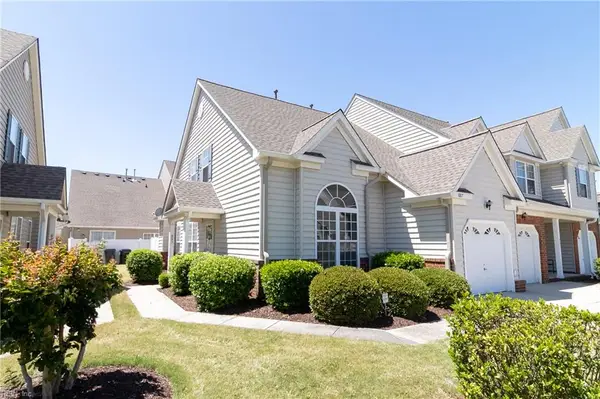 887 Hunley Drive, Virginia Beach, VA 23462