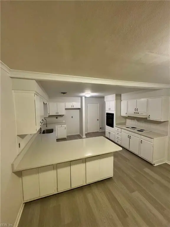 8145 Camellia Road, Norfolk, VA 23518 - #3