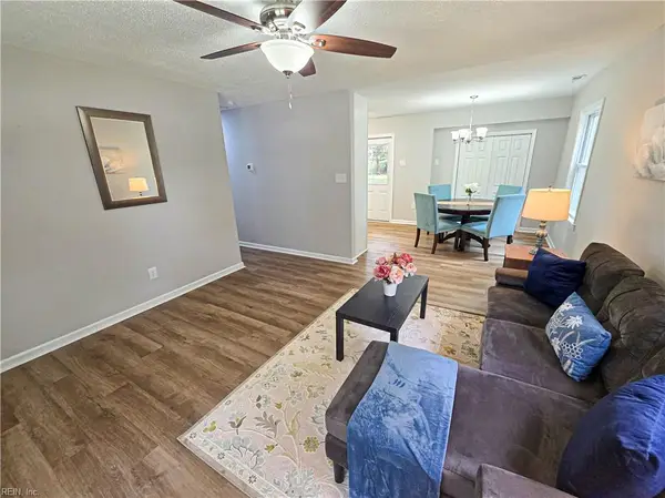 218 Pine Grove Avenue, Hampton, VA 23669