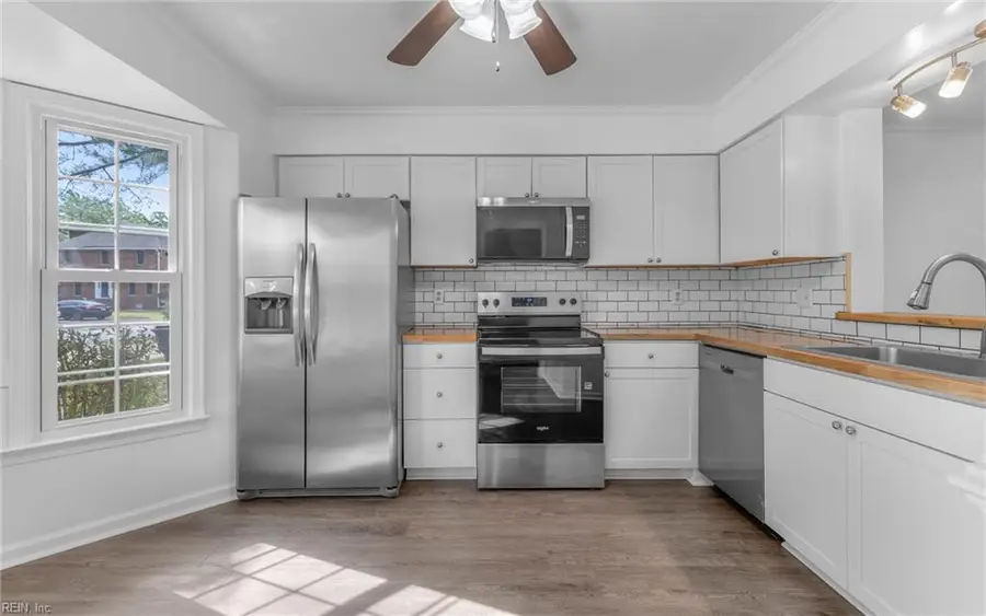 340 Middle Oaks Drive, Chesapeake, VA 23322 - #3