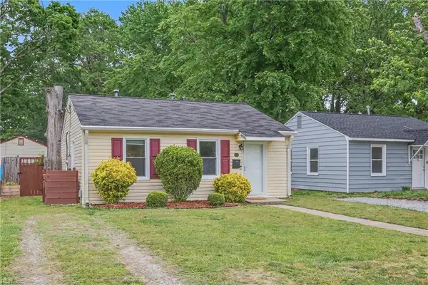 51 Phelps Circle, Hampton, VA 23663