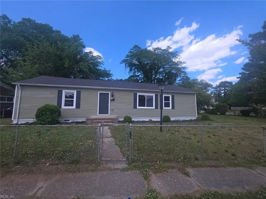 2 Carver Circle, Portsmouth, VA 23701 - #2
