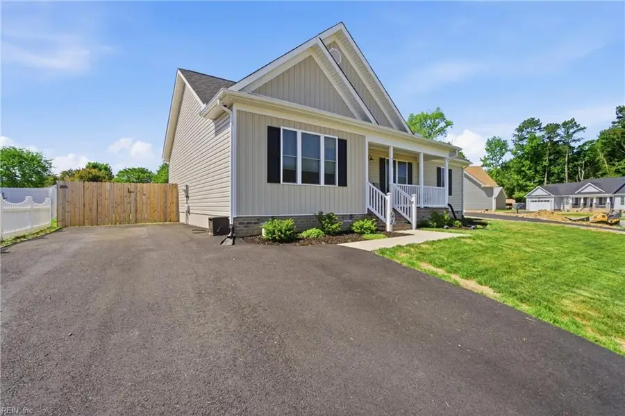 330 Pinecliffe Drive, Colonial Heights, VA 23834 - #2