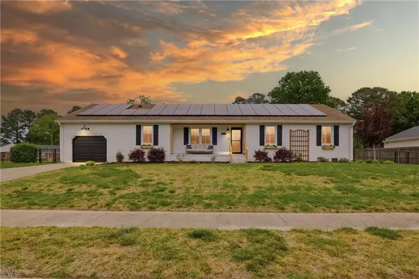 1204 Fordyce Dr, Chesapeake, VA 23322