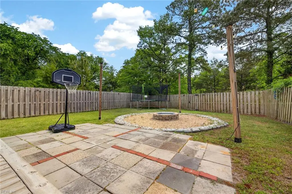 322 Snowberry Lane, Chesapeake, VA 23320 - #1