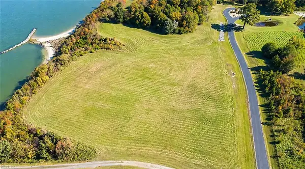 16496 Rivers Edge Trail, Smithfield, VA 23430