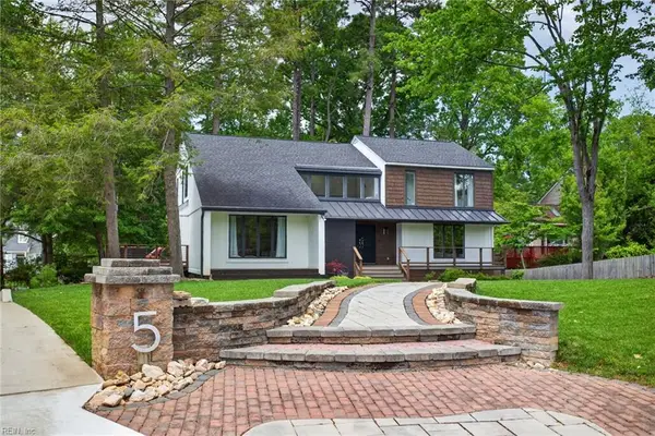 5 Valentine Court, Newport News, VA 23606