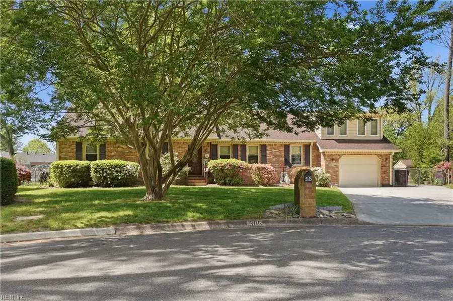 305 Plummer Drive, Chesapeake, VA 23323 - #2
