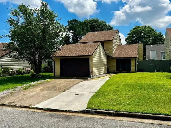 828 Crashaw Street, Virginia Beach, VA 23462