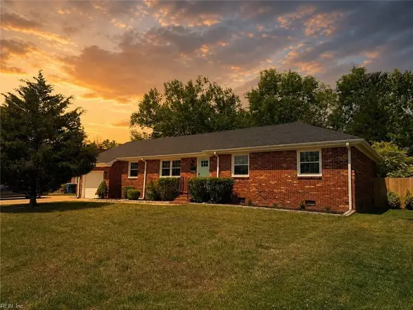 3424 Plum Crescent, Virginia Beach, VA 23453