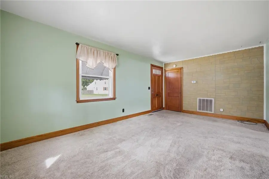 2422 Bruce Street, Norfolk, VA 23513 - #3