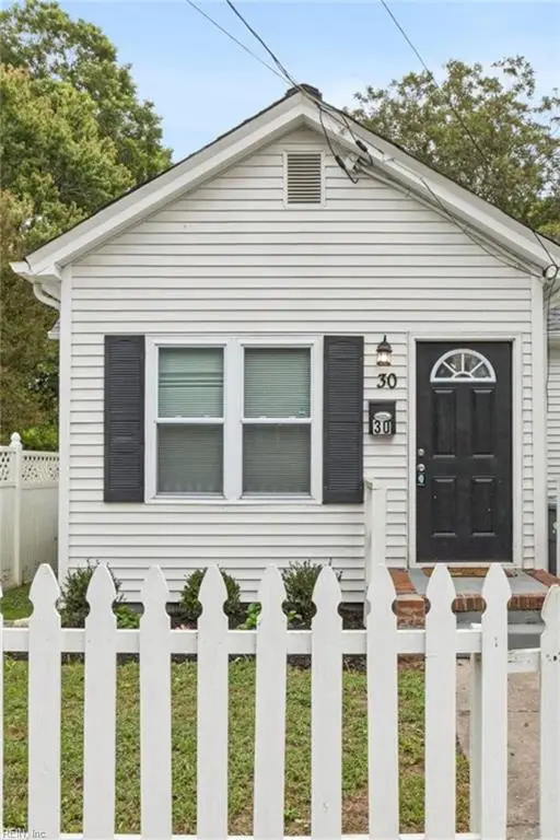 30 Maplewood Street, Hampton, VA 23669