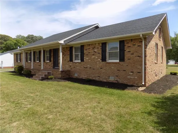 6 Peterson Avenue, Smithfield, VA 23430