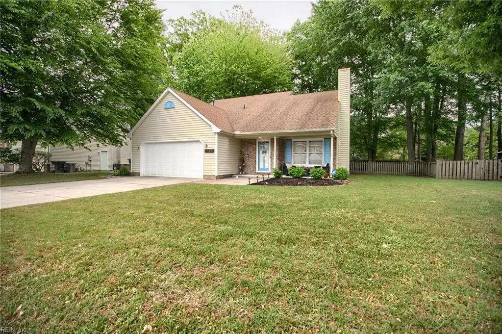 235 Dunn Circle, Hampton, VA 23666 - #1