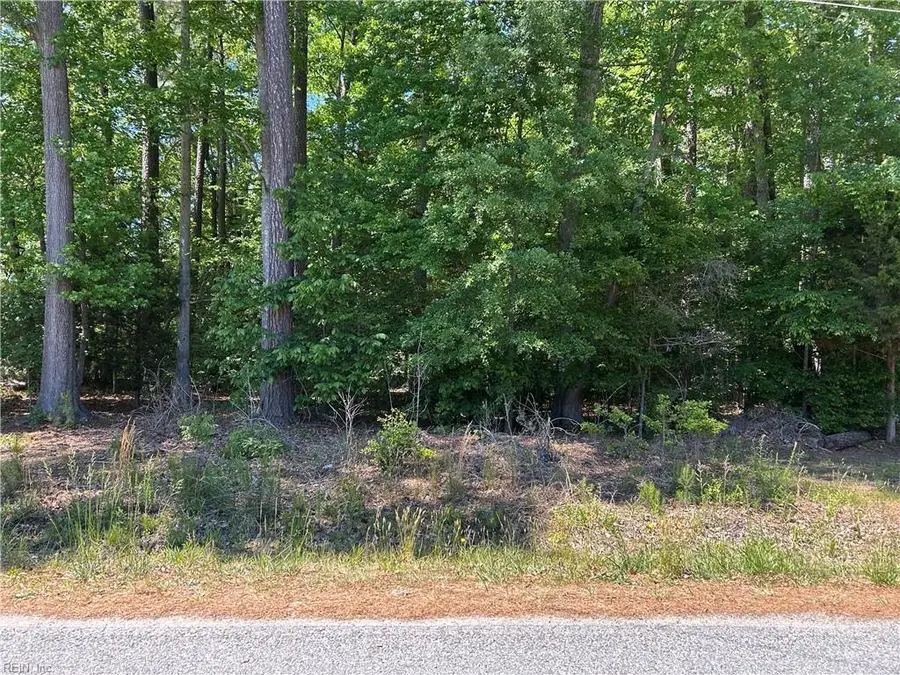 5718 Hillside Drive, Gloucester, VA 23061 - #2