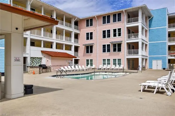 3738 Sandpiper Road #335B, Virginia Beach, VA 23456