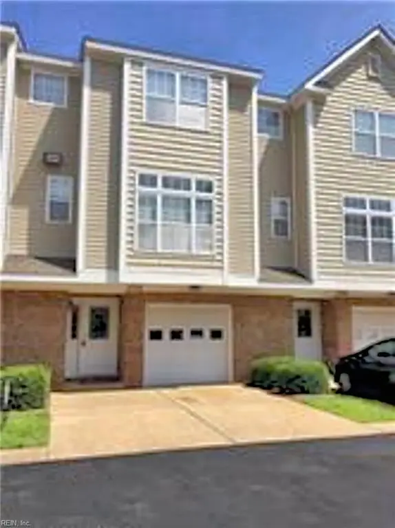 4748 Beach Bay Court, Virginia Beach, VA 23455