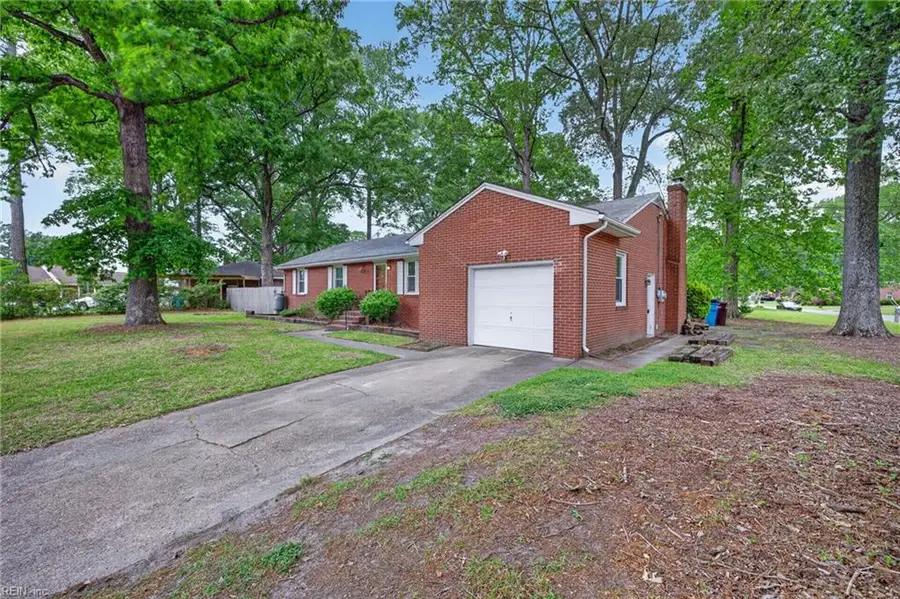 601 Rock Drive, Chesapeake, VA 23323 - #2