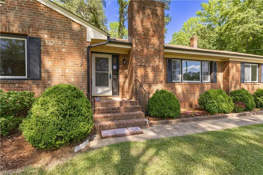 724 Bells Mill Road, Chesapeake, VA 23322 - #2
