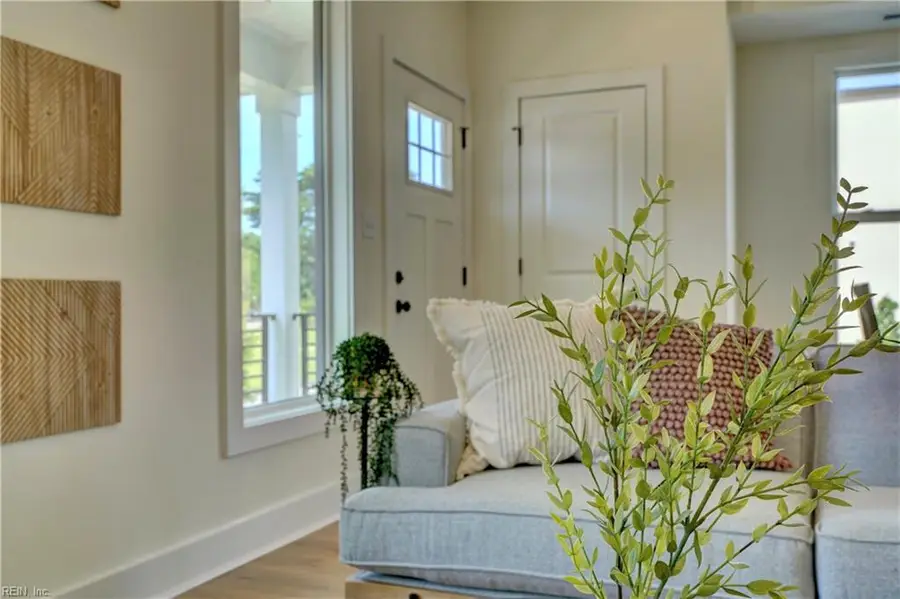 410 Carolina Avenue, Norfolk, VA 23508 - #3