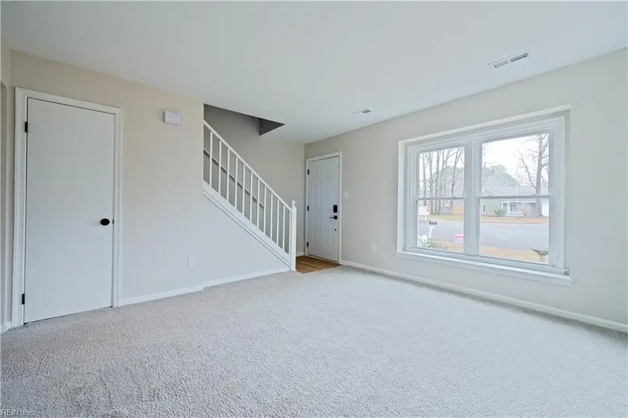 171 King Richard Place, Newport News, VA 23602 - #3