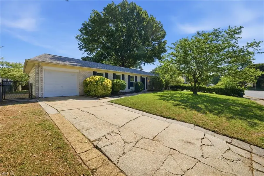 3804 Forest Glen Road, Virginia Beach, VA 23452 - #2