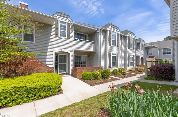 4910 Cypress Point Circle #102, Virginia Beach, VA 23455
