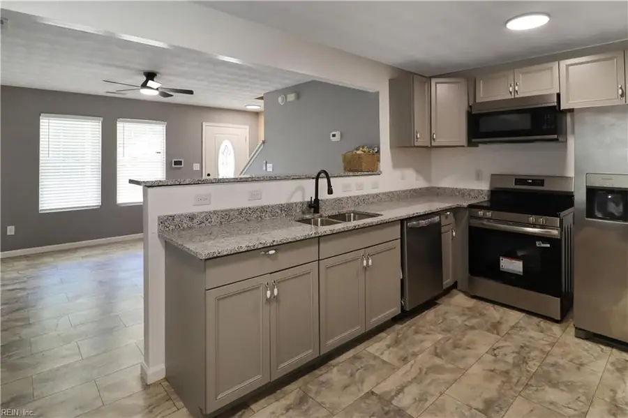 2109 Pearl Street, Portsmouth, VA 23704 - #3