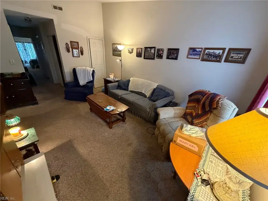 565 Peregrine Street, Virginia Beach, VA 23462 - #3