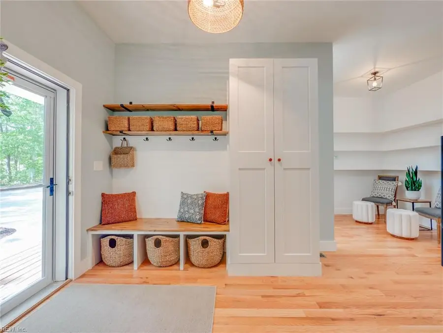 3017 Hampton Highway #B, Yorktown, VA 23693 - #2