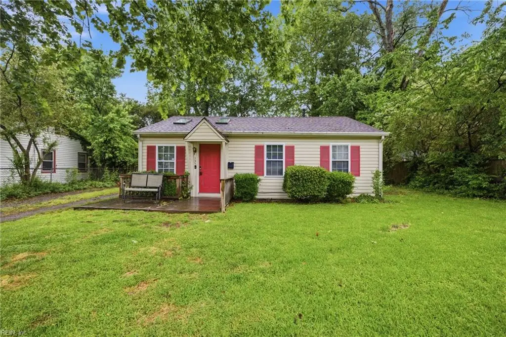 135 Peachtree Lane, Hampton, VA 23669 - #1