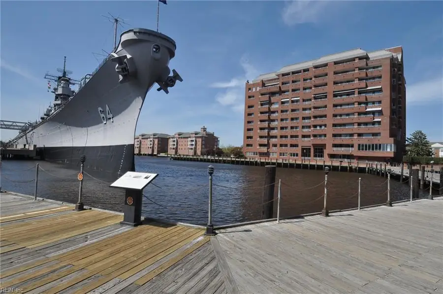 215 Brooke Avenue #411, Norfolk, VA 23510 - #3