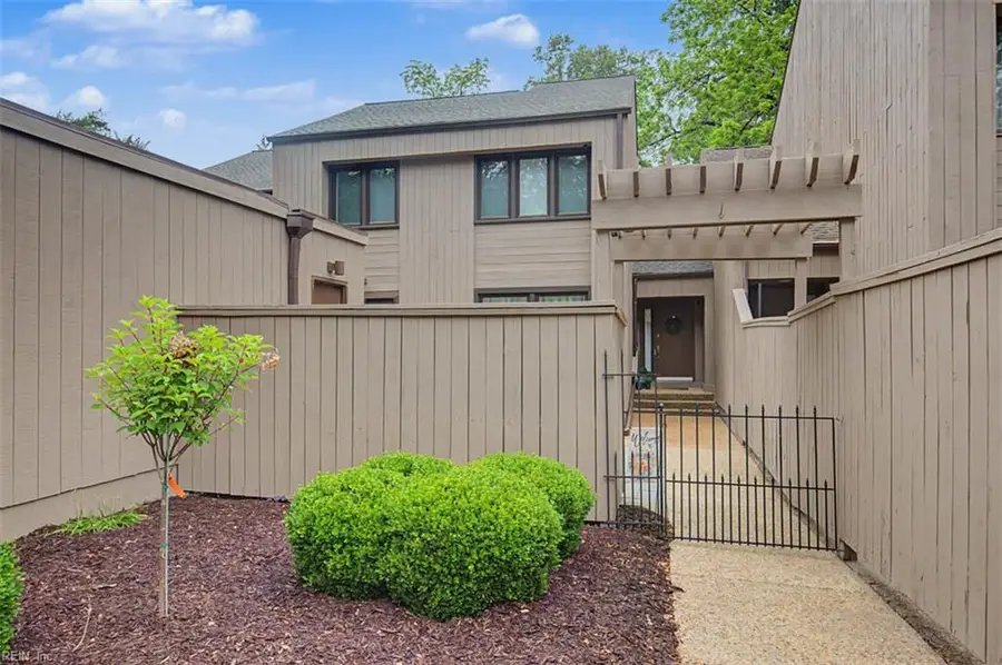 119 Harrops Glen, Williamsburg, VA 23185 - #2