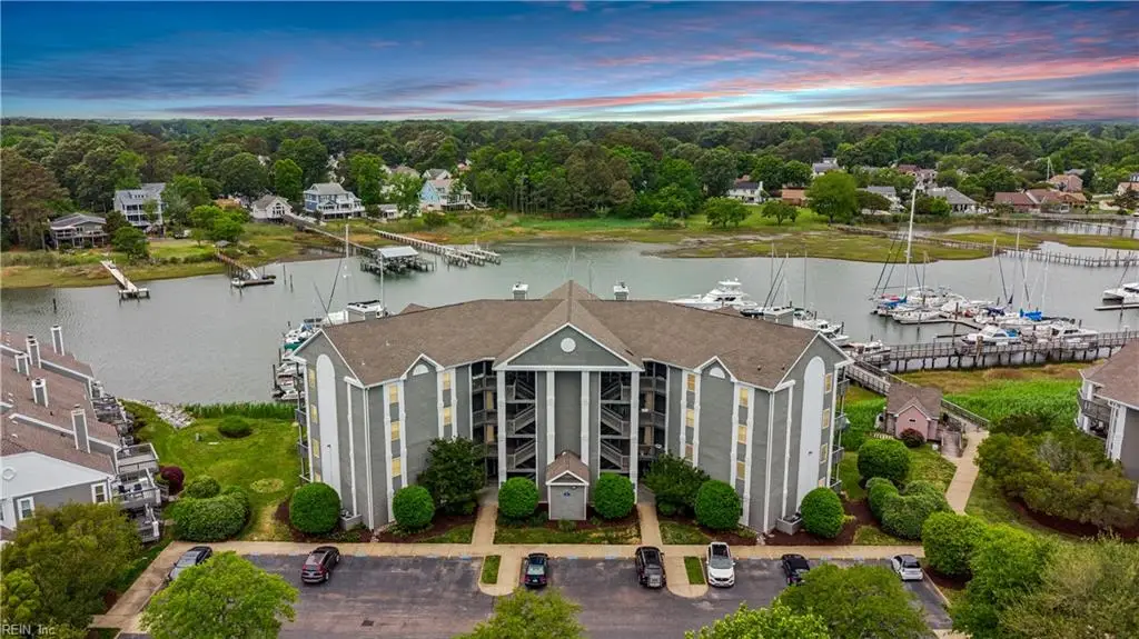 1024 Porte Harbour Arch #302, Hampton, VA 23664 - #1