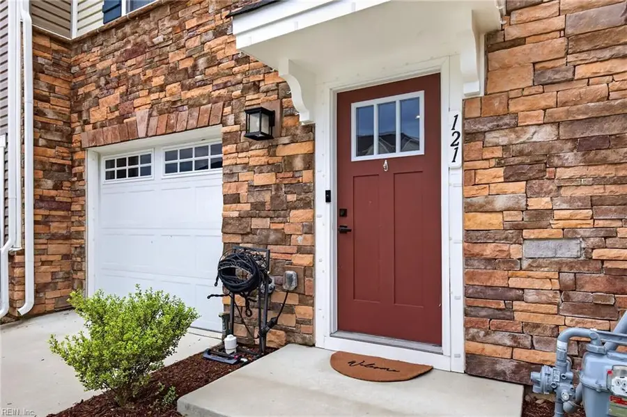 121 Fishermans Way, Poquoson, VA 23662 - #3