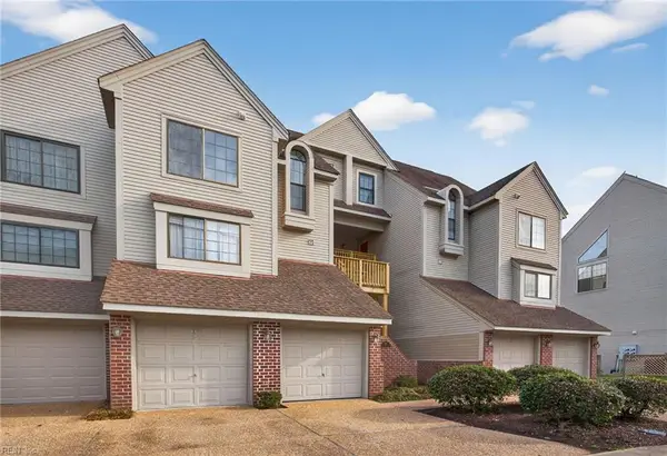 748 Rock Crest Court, Newport News, VA 23602