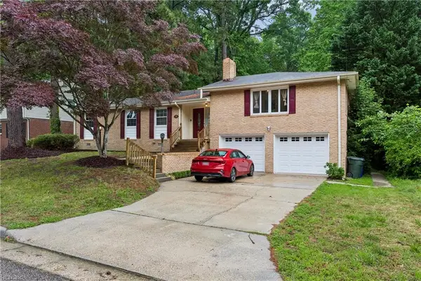 70 Sweetbriar Drive, Newport News, VA 23606
